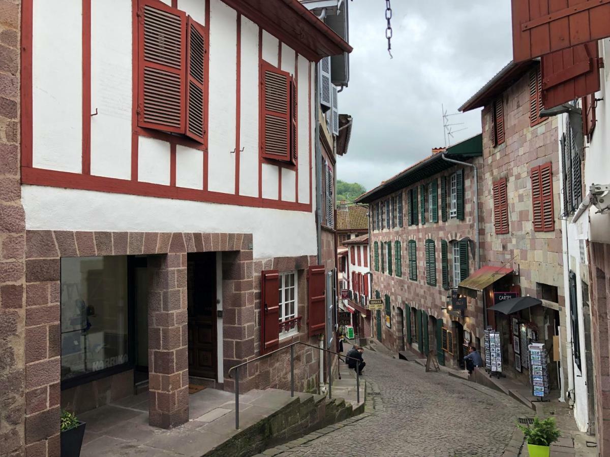 Maison Simonenia Saint-Jean-Pied-de-Port Eksteriør billede